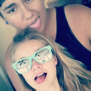 Meet your Posher, Dakota